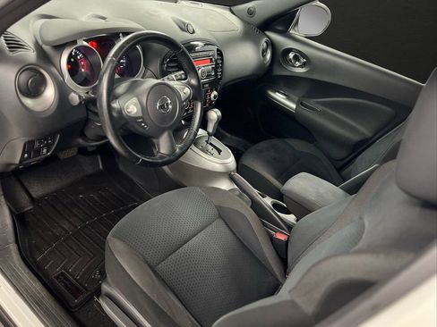 Used 2013 Nissan Juke SV AWD/4WD image 17