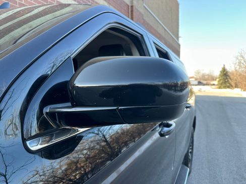 Used 2023 Ford Expedition Max XLT image 11