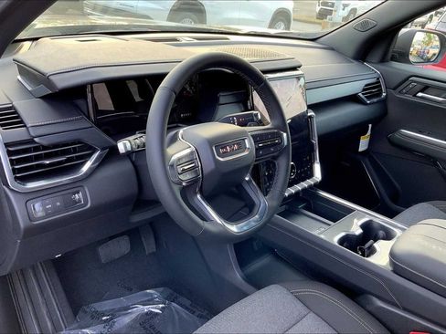 New 2025 GMC Acadia Elevation image 8