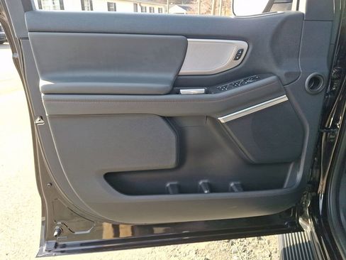Used 2025 Ford Expedition Active AWD/4WD image 12