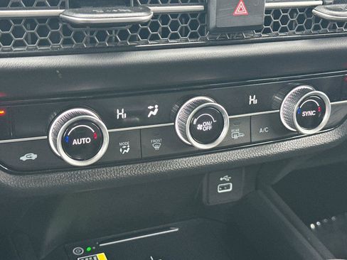 Certified 2025 Honda HR-V EX-L image 19