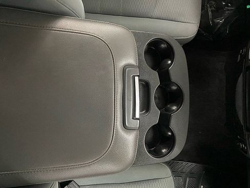 Used 2018 RAM 1500 Express image 18