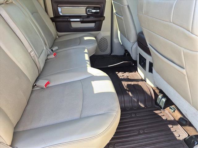 Used 2017 RAM 1500 Laramie w/ Convenience Group AWD/4WD image 20