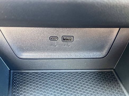 Used 2025 Chevrolet Equinox ACTIV w/ Safety and Technology Package FWD image 31