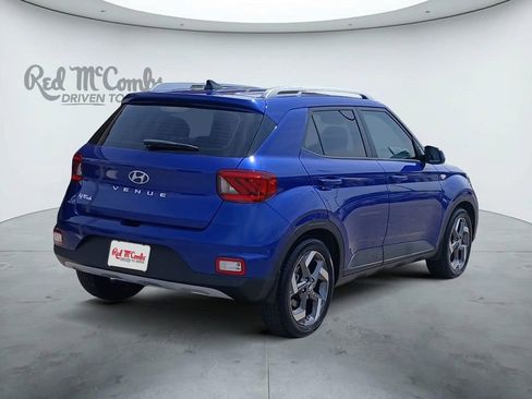 Used 2021 Hyundai Venue SEL FWD image 5