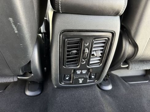 Used 2019 Dodge Durango R/T w/ Blacktop Package AWD/4WD image 37