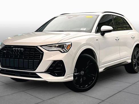 Certified 2024 Audi Q3 2.0T Premium Plus AWD/4WD image 3