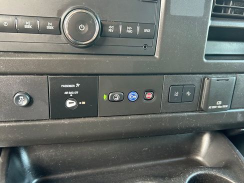 Used 2021 Chevrolet Express 2500 w/ Driver Convenience Package RWD image 25