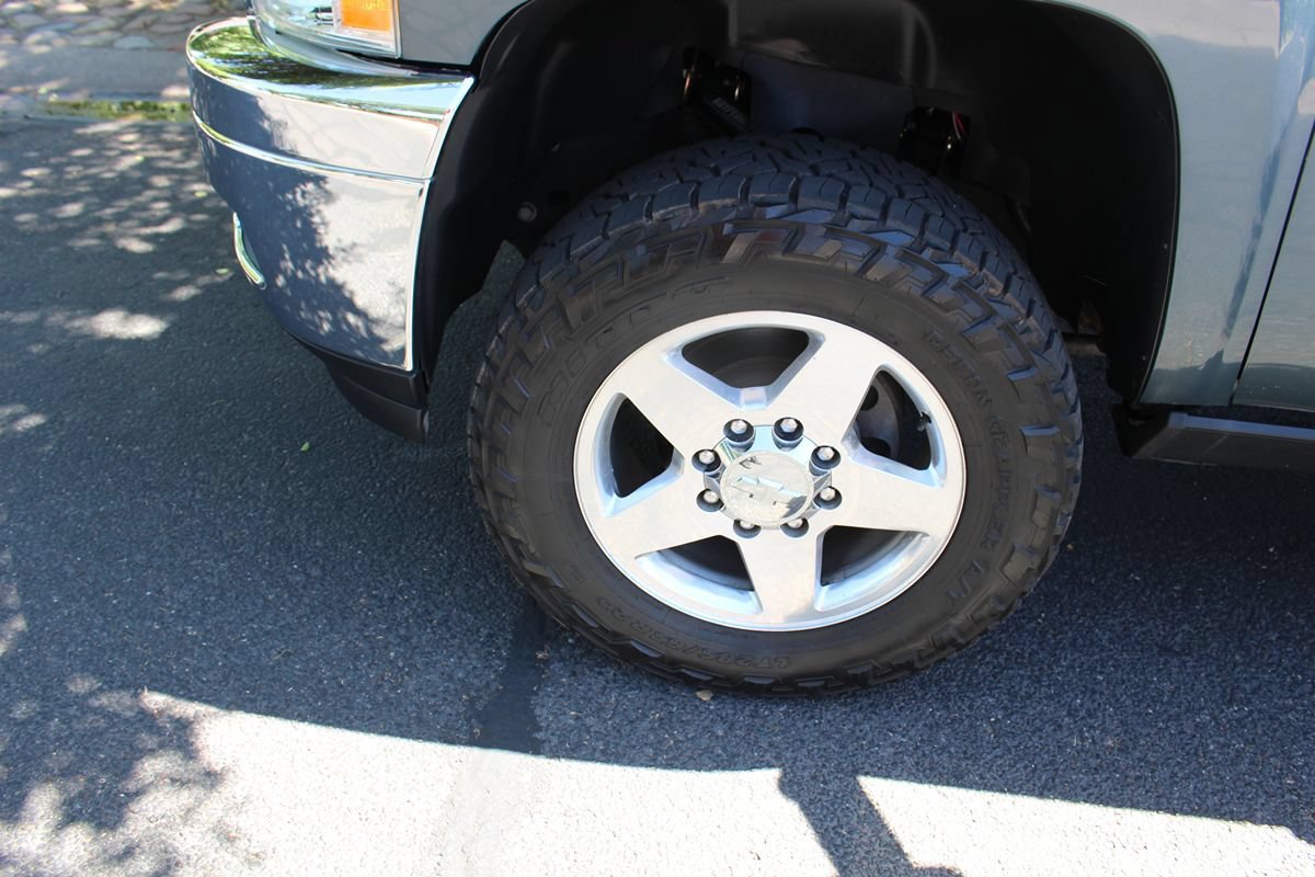 Used 2013 Chevrolet Silverado 2500 LTZ w/ LTZ Plus Package AWD/4WD image 52