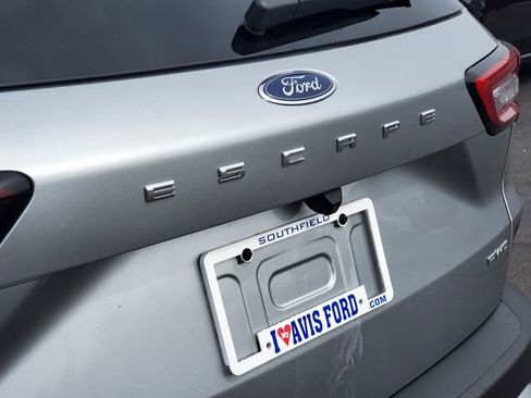 Used 2023 Ford Escape Active w/ Tech Pack #2 AWD/4WD image 30