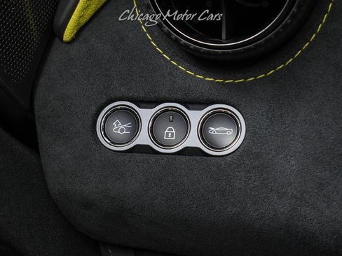 Used 2024 McLaren 750S Spider image 11