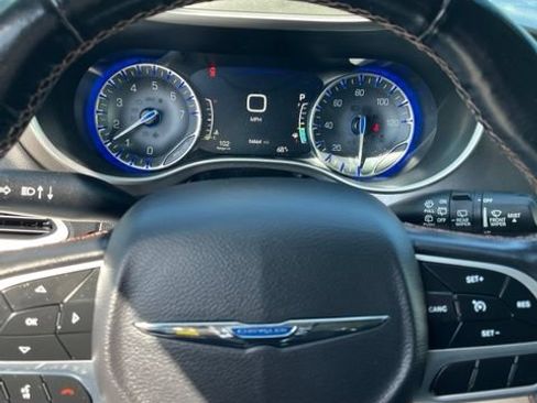 Used 2020 Chrysler Pacifica Touring-L Plus FWD image 14