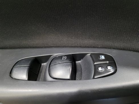 Used 2017 Nissan Sentra S FWD image 27