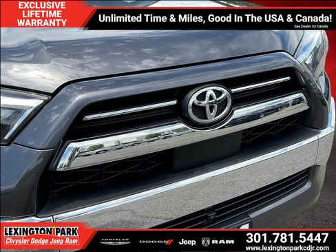 Used 2023 Toyota 4Runner Limited AWD/4WD image 32