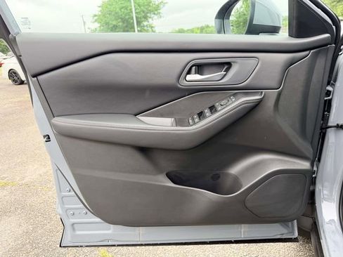New 2026 Nissan Rogue SV AWD/4WD image 14