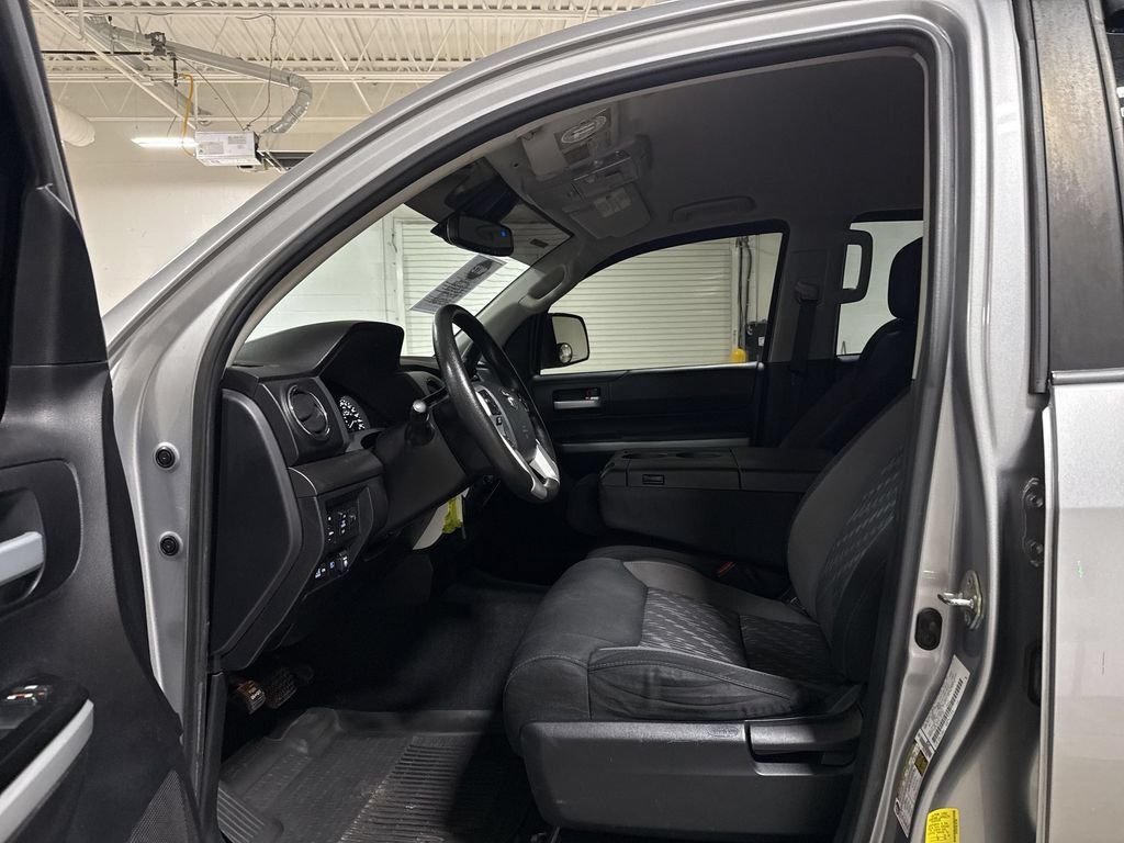 Used 2020 Toyota Tundra SR5 AWD/4WD image 19