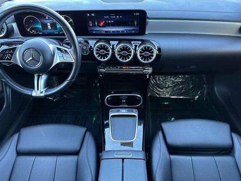 Used 2025 Mercedes-Benz CLA 250 4MATIC image 13