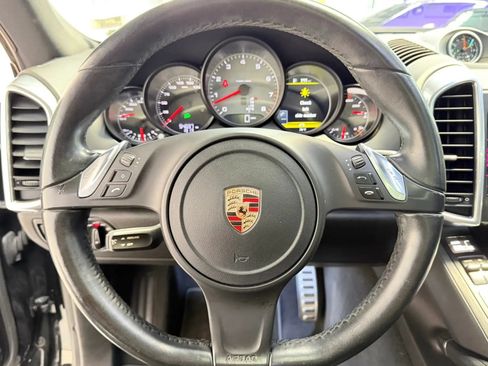 Used 2013 Porsche Cayenne S AWD/4WD image 31