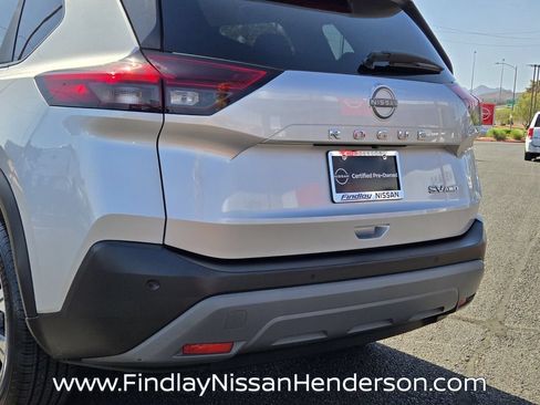 Used 2023 Nissan Rogue SV AWD/4WD image 5