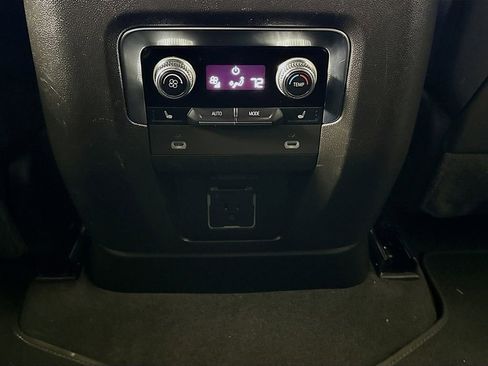 Used 2023 GMC Yukon AT4 w/ Technology Package image 26
