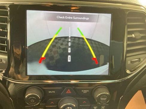 Used 2021 Jeep Grand Cherokee Laredo X image 20