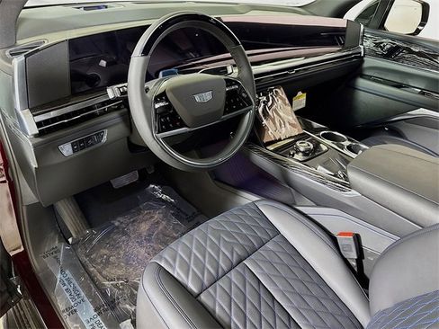 New 2025 Cadillac Escalade IQ Luxury 1 w/ Smart Trailering package image 5