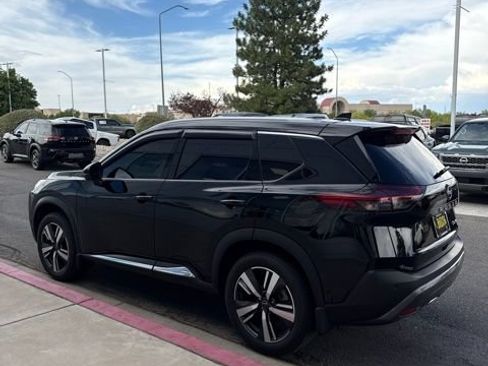 Certified 2023 Nissan Rogue SL w/ SL Premium Package AWD/4WD image 13