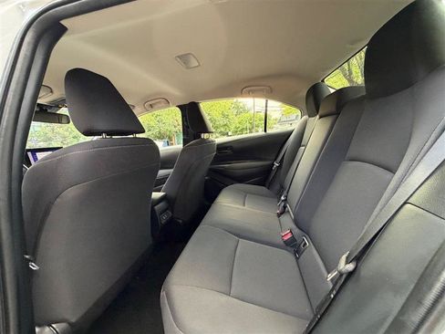 Used 2025 Toyota Corolla LE FWD image 26