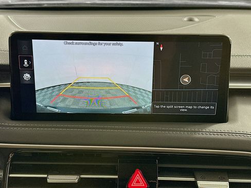 Used 2025 Genesis G70 2.5T RWD image 23