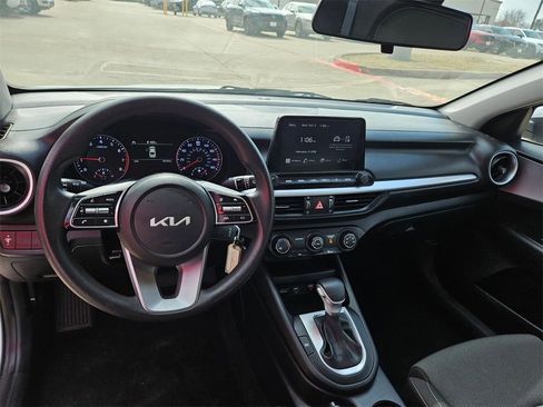 Used 2024 Kia Forte LXS image 16