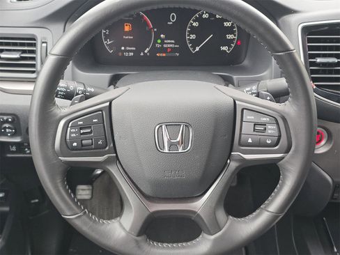 Used 2025 Honda Ridgeline RTL image 17