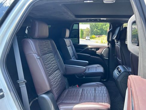 Used 2023 Cadillac Escalade V w/ LPO, ONYX Package AWD/4WD image 47