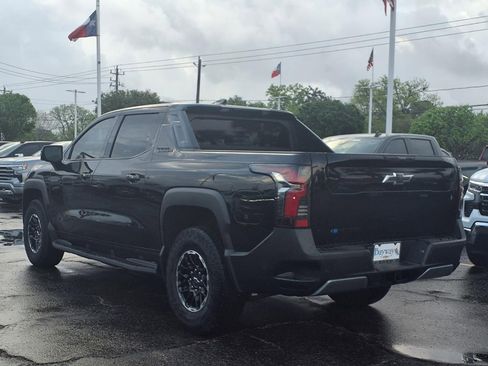 New 2026 Chevrolet Silverado EV Trail Boss AWD/4WD image 3