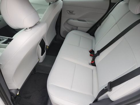 New 2026 Hyundai Kona SE FWD image 28