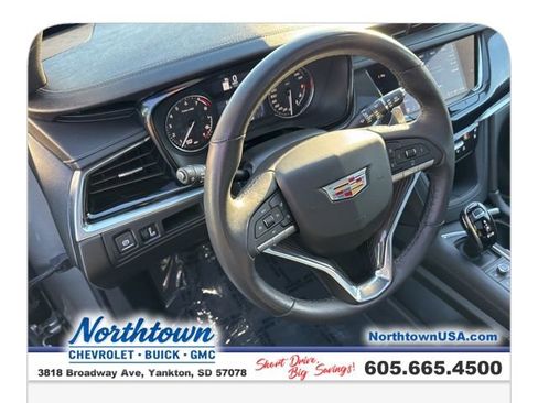 Used 2024 Cadillac XT6 Sport image 12
