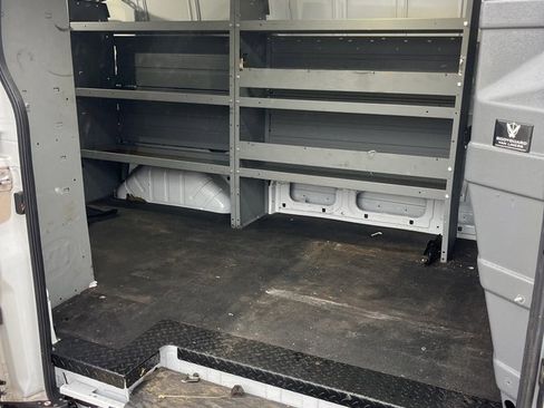 Used 2020 Ford Transit 250 Low Roof AWD image 4