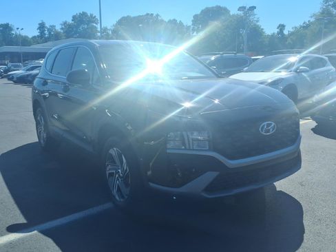 Used 2023 Hyundai Santa Fe SE AWD/4WD image 3