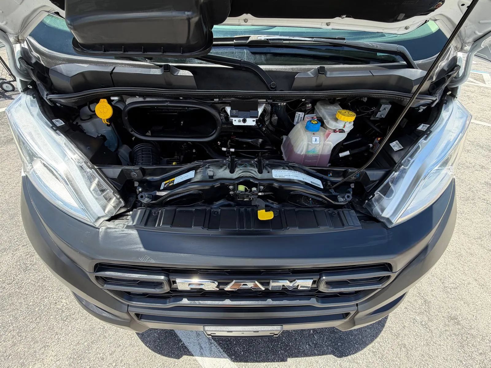 Used 2023 RAM ProMaster 2500 FWD image 30