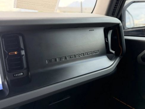 Used 2023 Ford Bronco Badlands AWD/4WD image 41