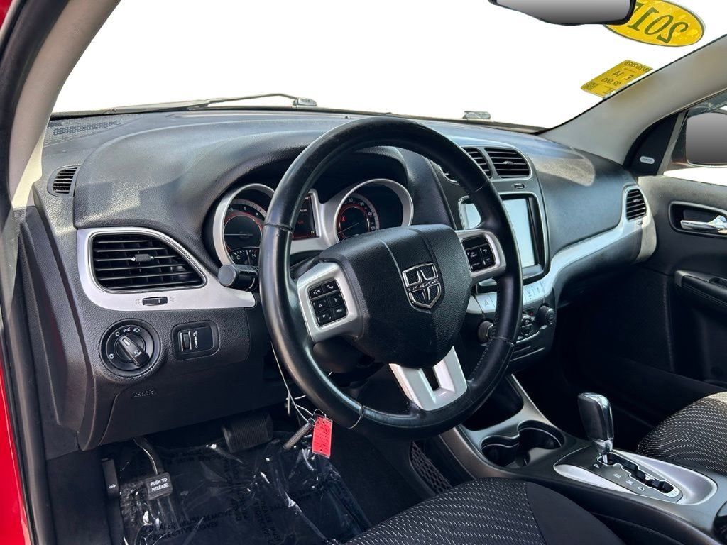 Used 2015 Dodge Journey SXT w/ Flexible Seating Group FWD image 7
