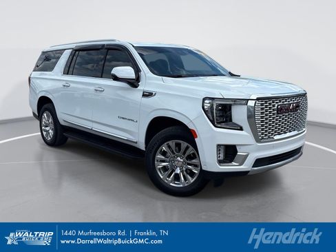 Used 2024 GMC Yukon XL Denali w/ Advanced Technology Package AWD/4WD image 1