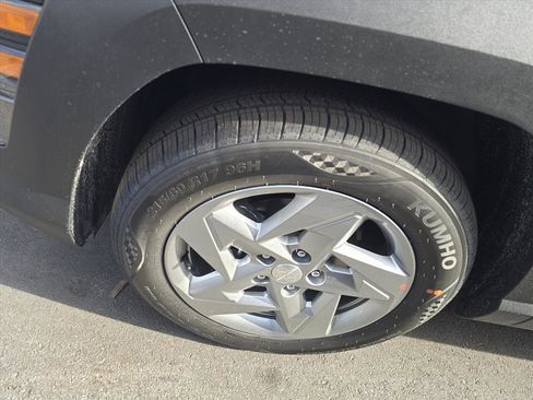 New 2026 Hyundai Kona SE image 4