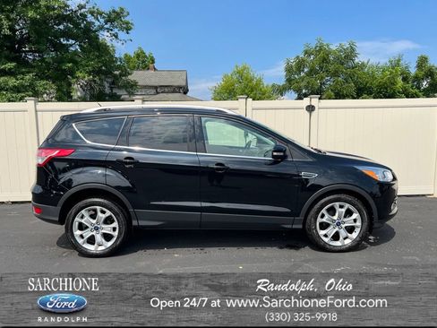 Used 2016 Ford Escape Titanium FWD image 1
