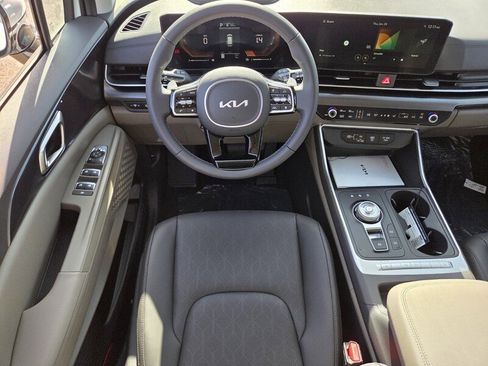 New 2026 Kia Carnival LXS image 9
