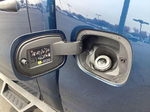 Used 2024 RAM 1500 Big Horn image 22