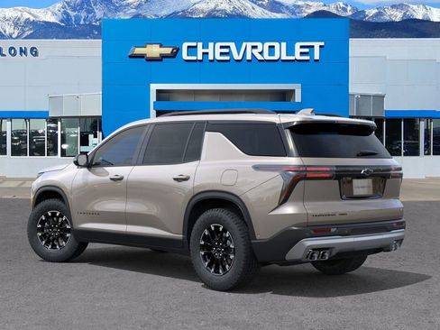 New 2026 Chevrolet Traverse Z71 w/ Enhanced Driving Package image 3