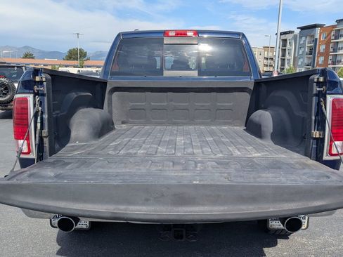 Used 2016 RAM 1500 Laramie AWD/4WD image 7