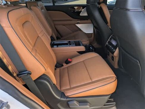 Used 2024 Lincoln Aviator Black Label w/ Dynamic Handling Package image 22
