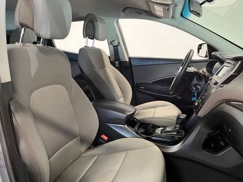 Used 2018 Hyundai Santa Fe Sport FWD image 10