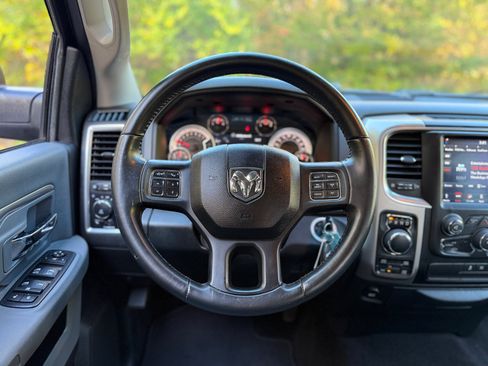 Used 2018 RAM 1500 Big Horn image 16